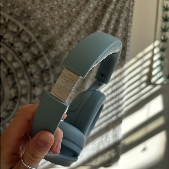 bluetooth noise canceling headphones - Picture 4 of 10